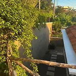 度假居 Above - A Hillside 丰沙尔